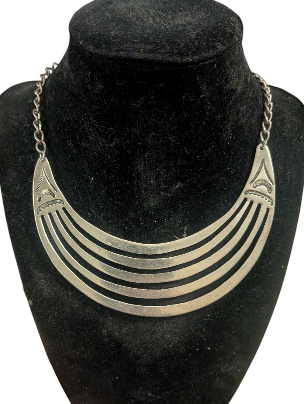 Vintage Navajo Style Sterling Silver Split Shank Modernist Bib Necklace